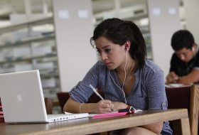 How music could help you to concentrate while studying